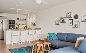 Blue Bay Apartments
